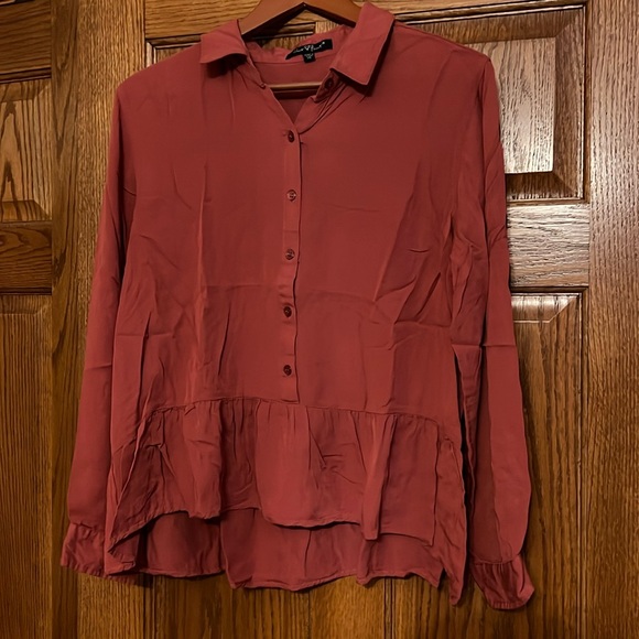 Velvet Heart Tops - Very soft brick colored rayon blouse